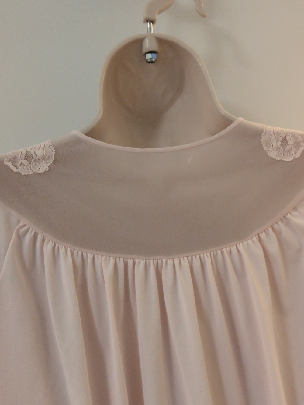 Shadowline Button Up Lace Detail Robe - Picture 6 of 9